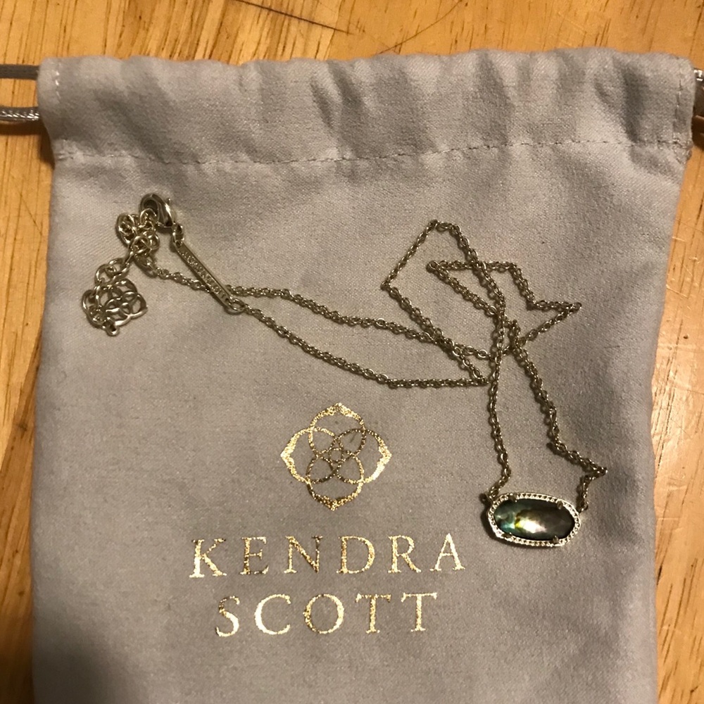 Kendra Scott Gold Elisa necklace